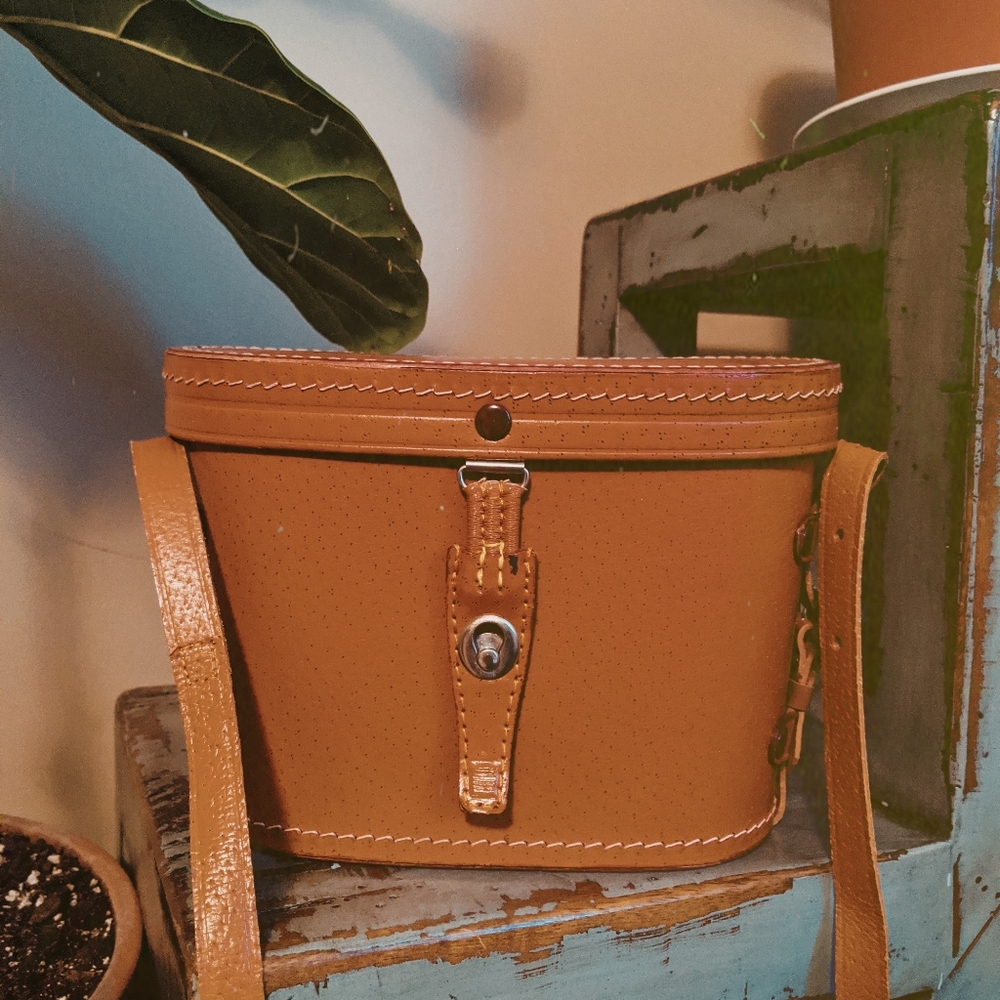 Vintage leather cross body bag